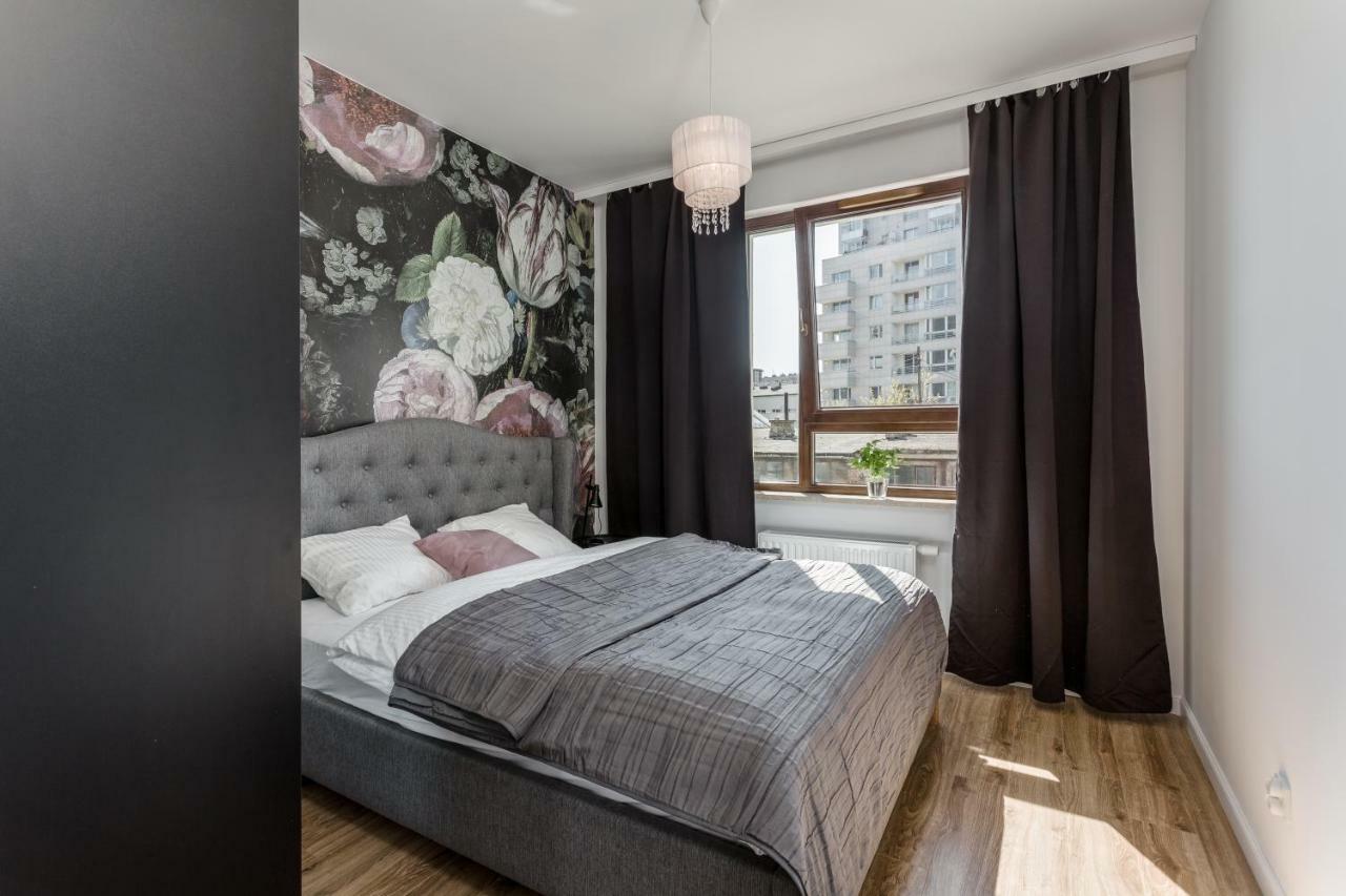 Chill Apartments Wola 华沙 外观 照片
