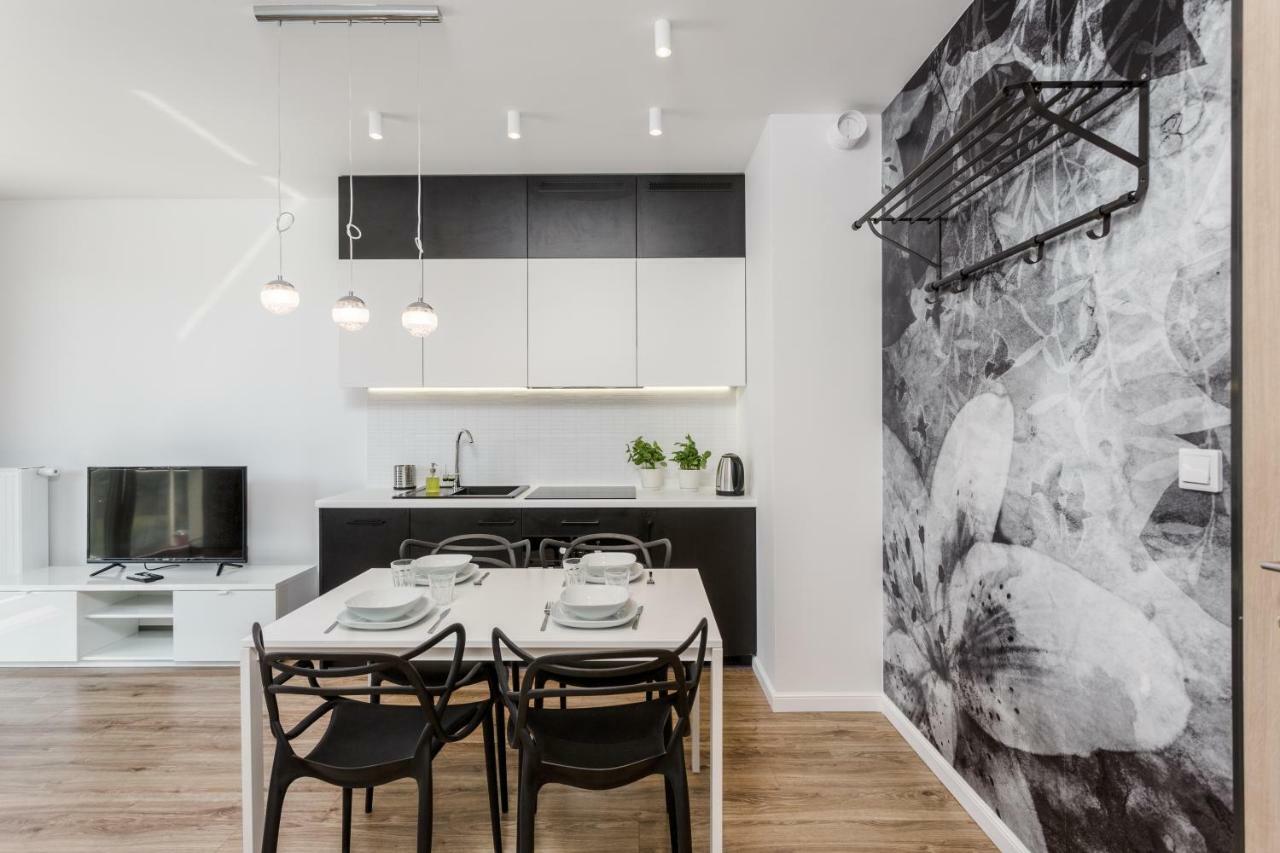 Chill Apartments Wola 华沙 外观 照片