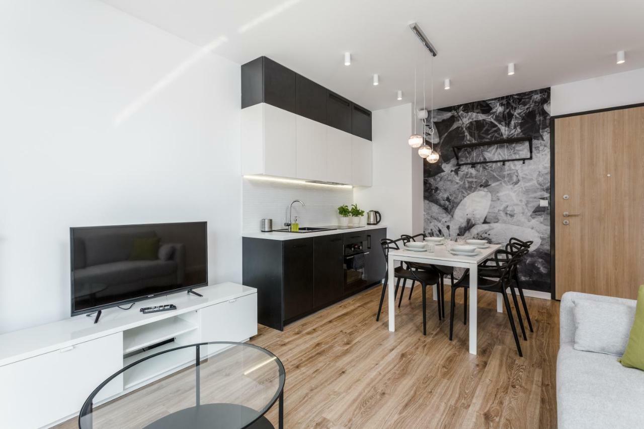 Chill Apartments Wola 华沙 外观 照片
